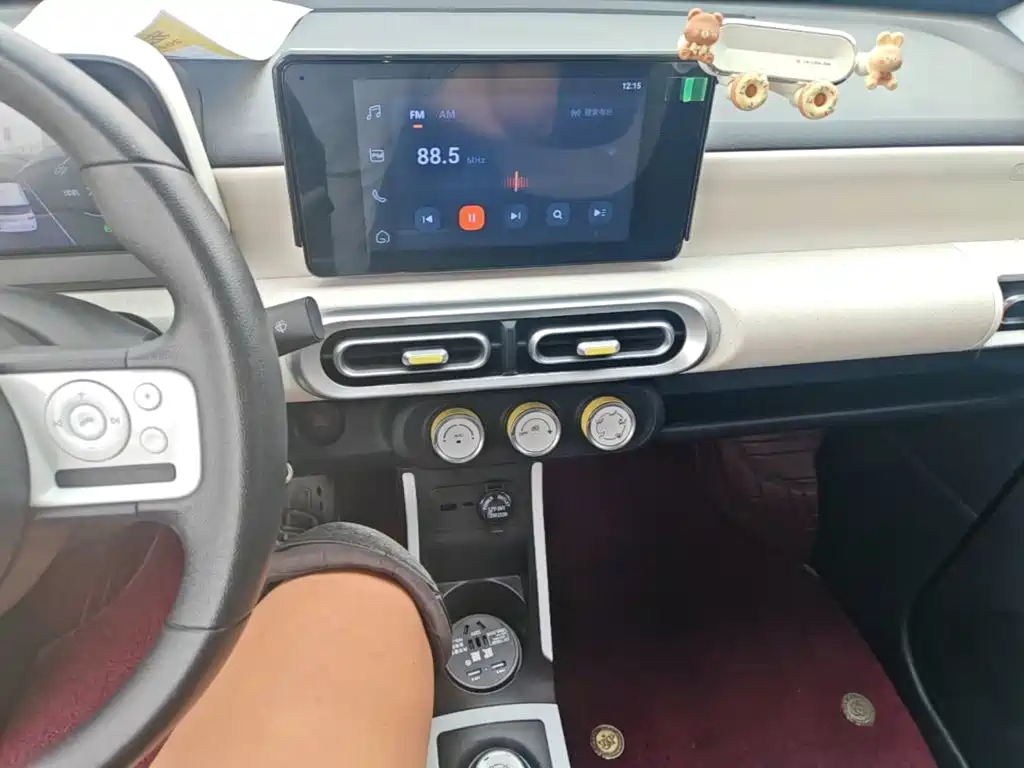 Wuling MINIEV — миниатюра 13