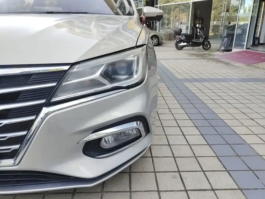 Roewe i5 — миниатюра 24