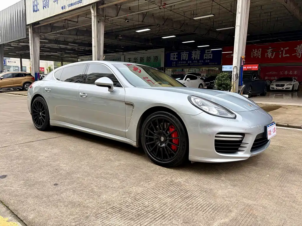 Porsche Panamera — миниатюра 3