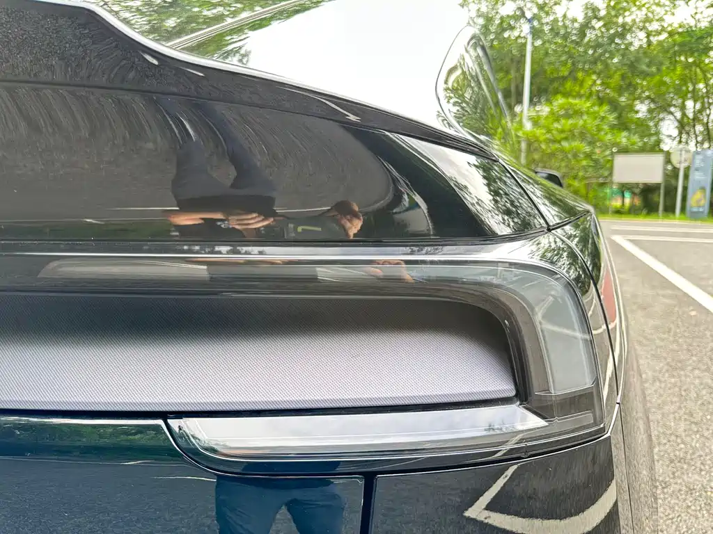 Tesla Model Y L — фотографии объявления, Фото 17