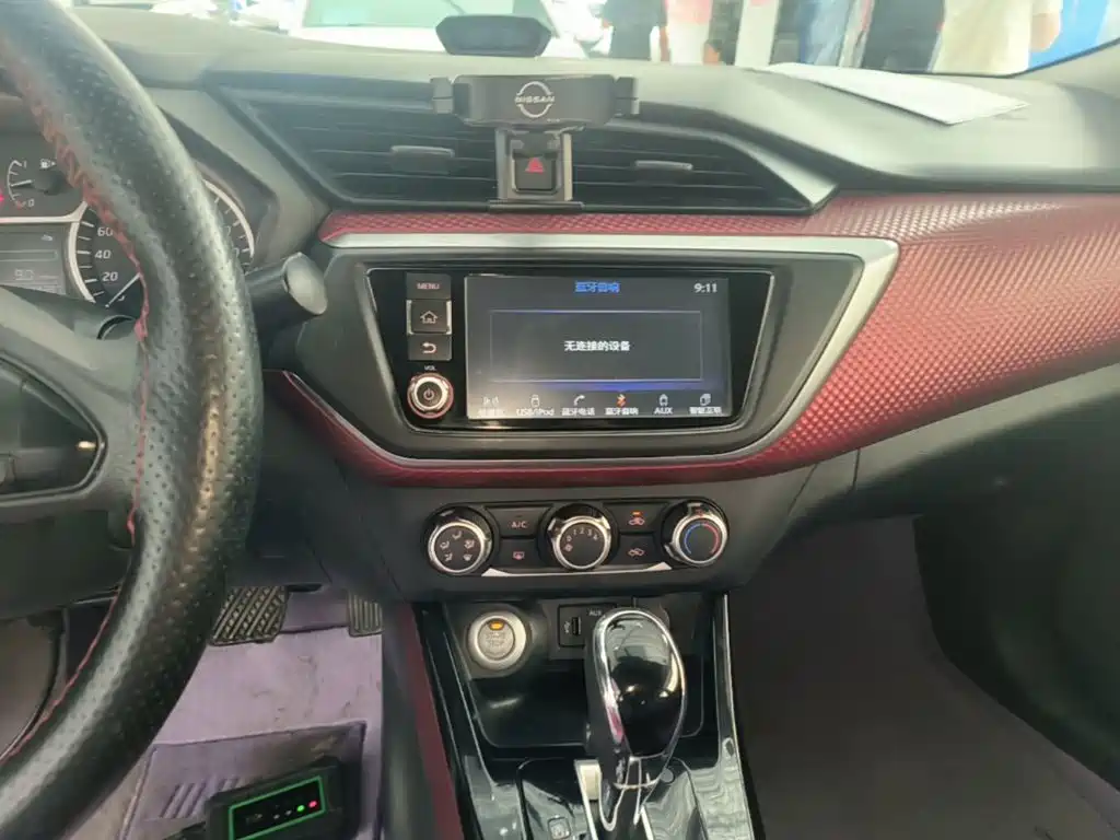 Nissan Bluebird — миниатюра 13