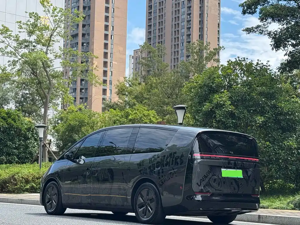 Li Auto Li MEGA — миниатюра 11