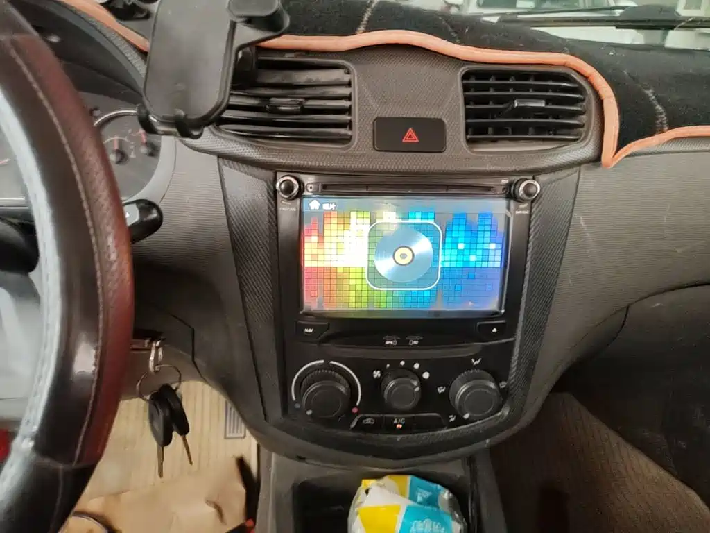 Wuling Hongguang — миниатюра 13