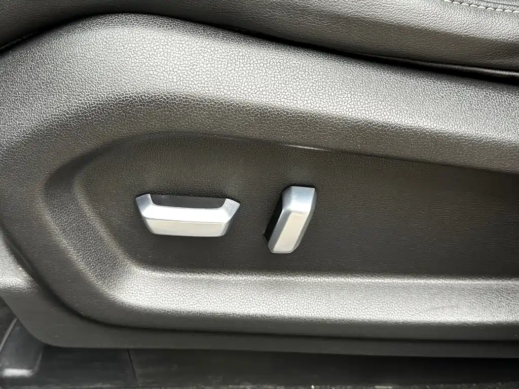 Wuling Victory — миниатюра 20