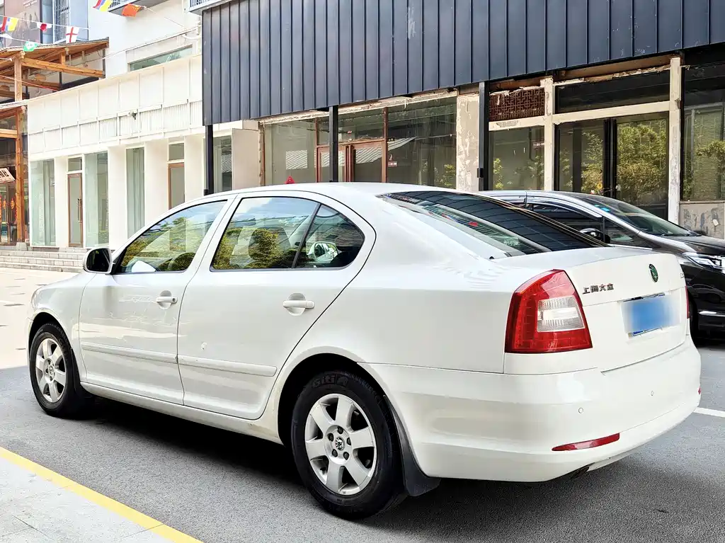Skoda Octavia — миниатюра 15