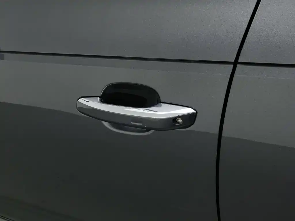 Audi A4L — миниатюра 18