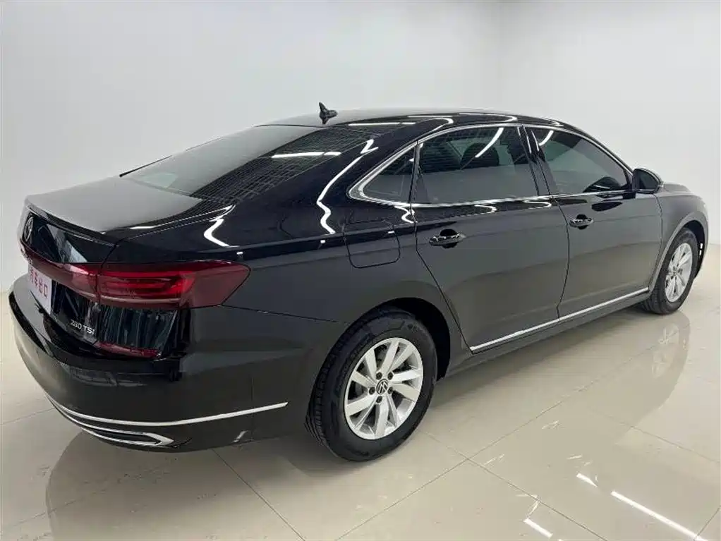Volkswagen Passat 2023 280TSI