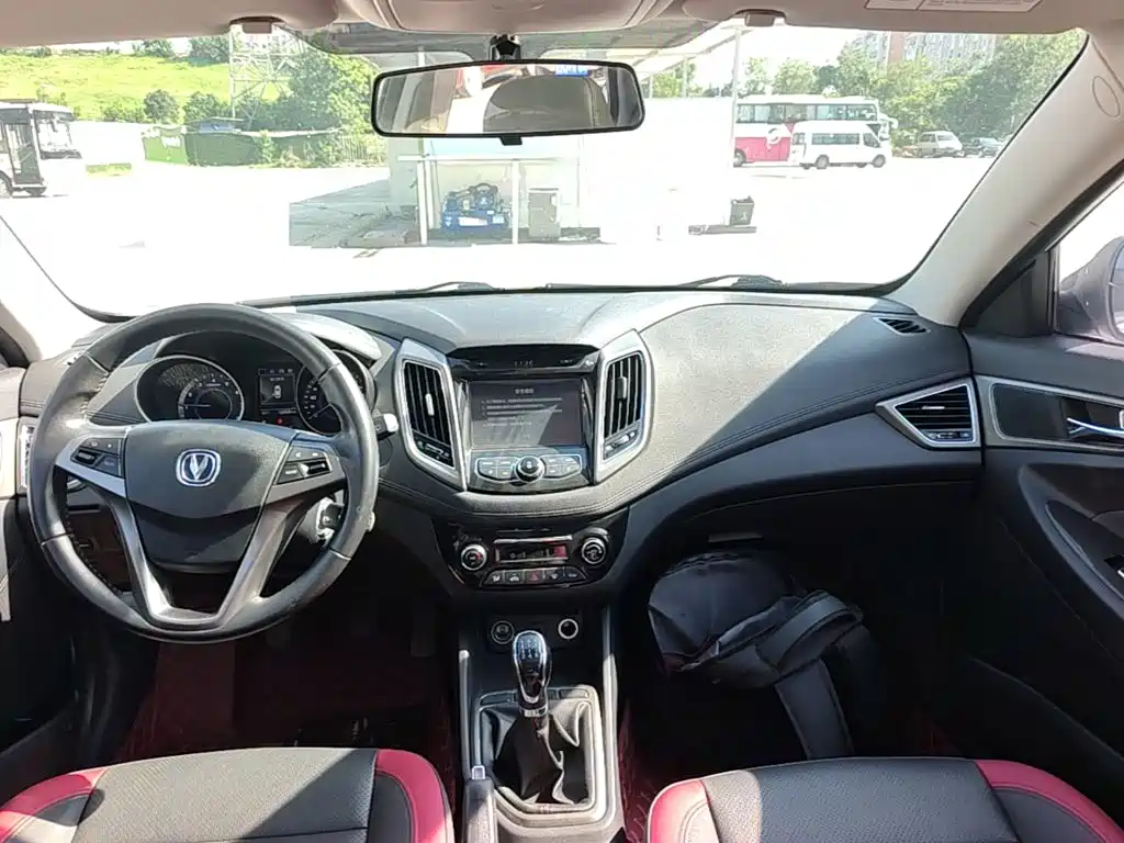 Changan Eado XT — миниатюра 10