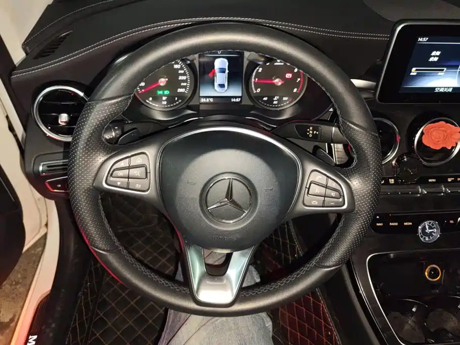 Mercedes-Benz C-Class — миниатюра 15
