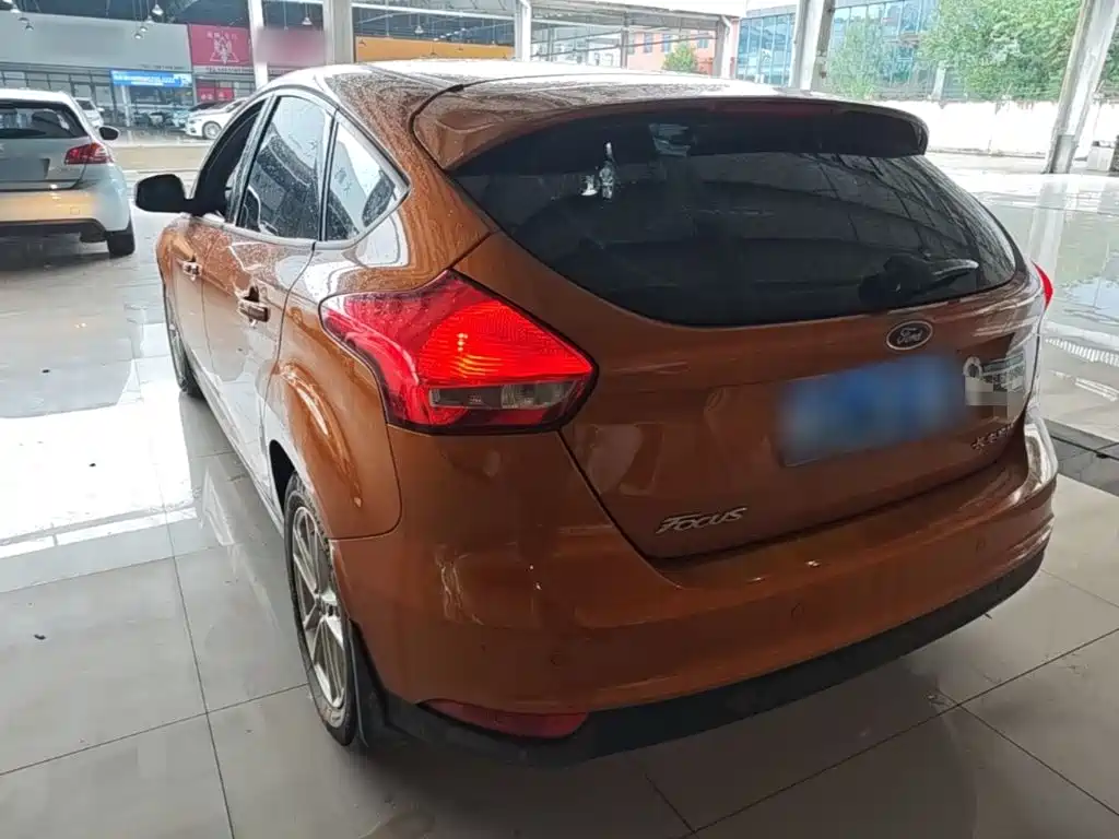 Ford Focus — миниатюра 5