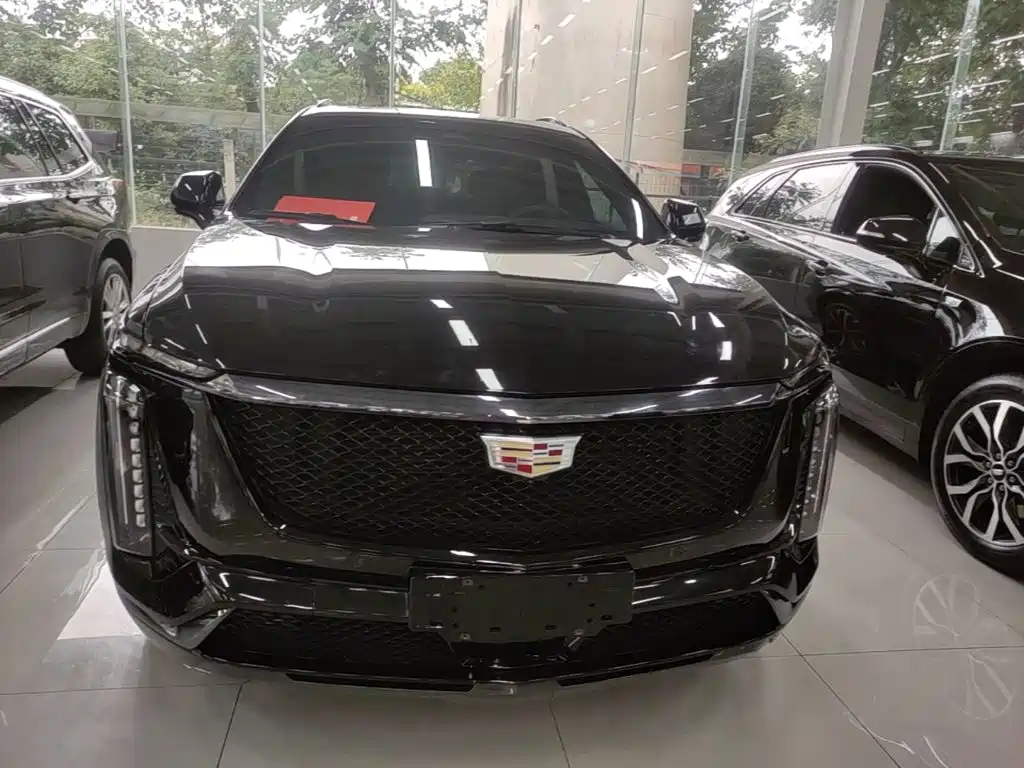Cadillac XT5 — миниатюра 3