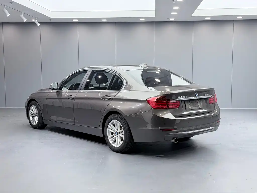 BMW 3 Series — миниатюра 4