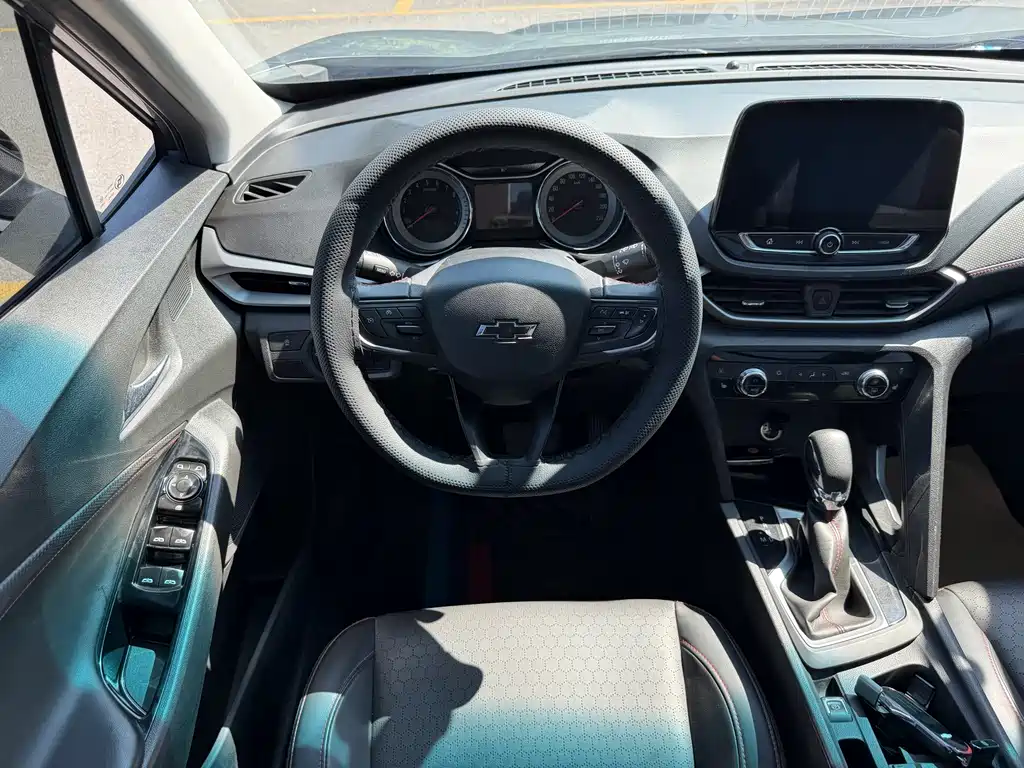 Chevrolet Volando — миниатюра 15