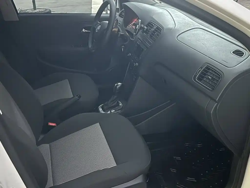 Volkswagen Polo — миниатюра 10