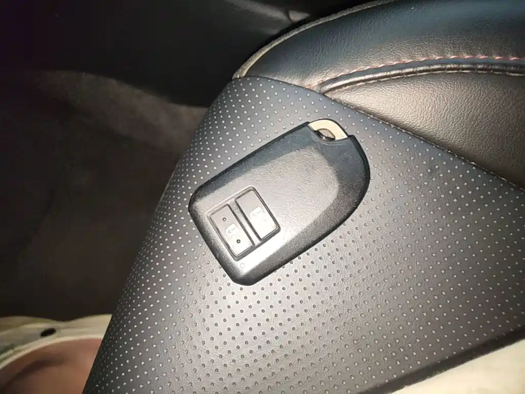 Toyota Yaris L — миниатюра 9