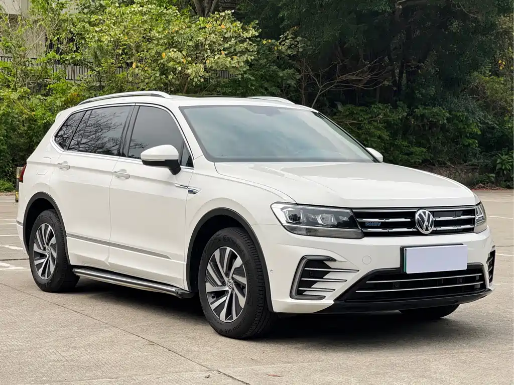 Volkswagen Tiguan L PHEV — миниатюра 4