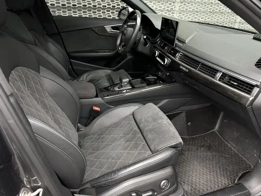 Audi A4L — миниатюра 8