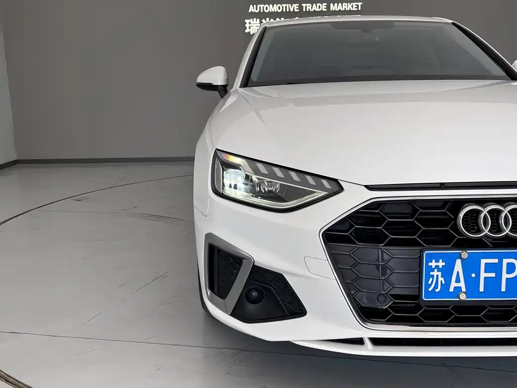 Audi A4L — миниатюра 15