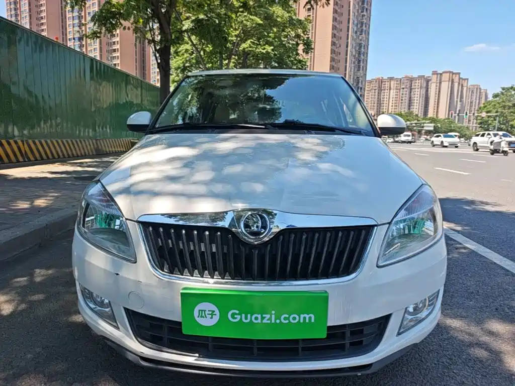 Skoda Fabia — миниатюра 3