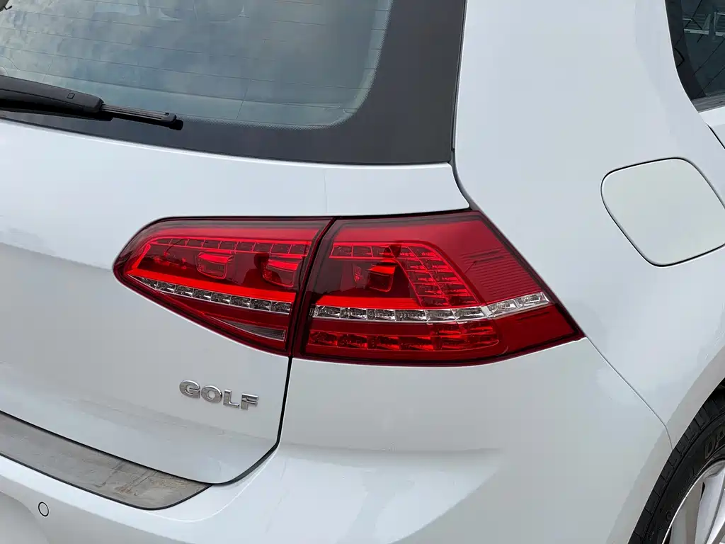 Volkswagen Golf — миниатюра 10