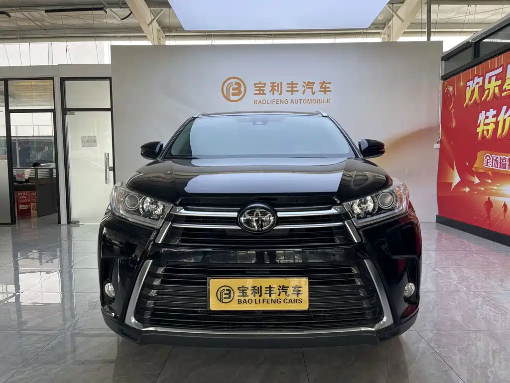 Toyota Highlander — миниатюра 3