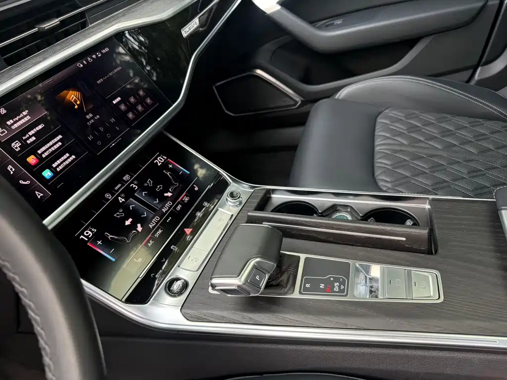 Audi A6L — миниатюра 17
