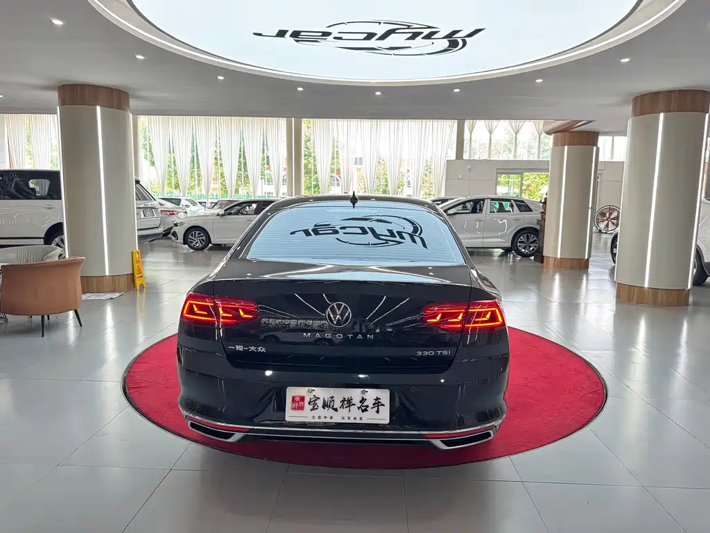Volkswagen Magotan 2020 330TSI DSG Lead