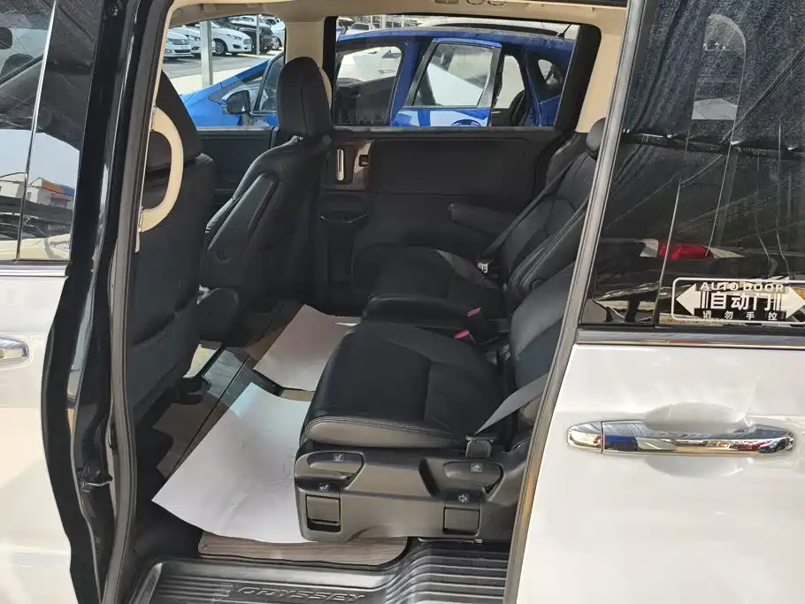 Honda Odyssey — миниатюра 11