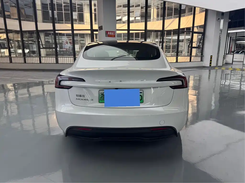 Tesla Model 3 — фотографии объявления, Фото 15