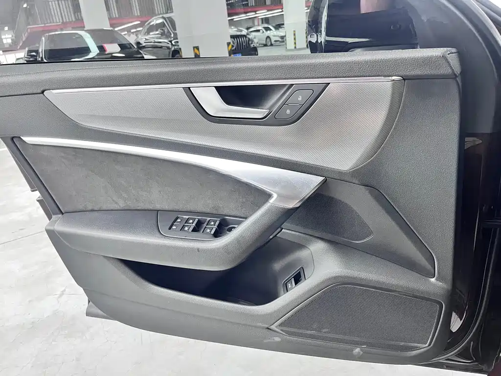 Audi A6L — миниатюра 8