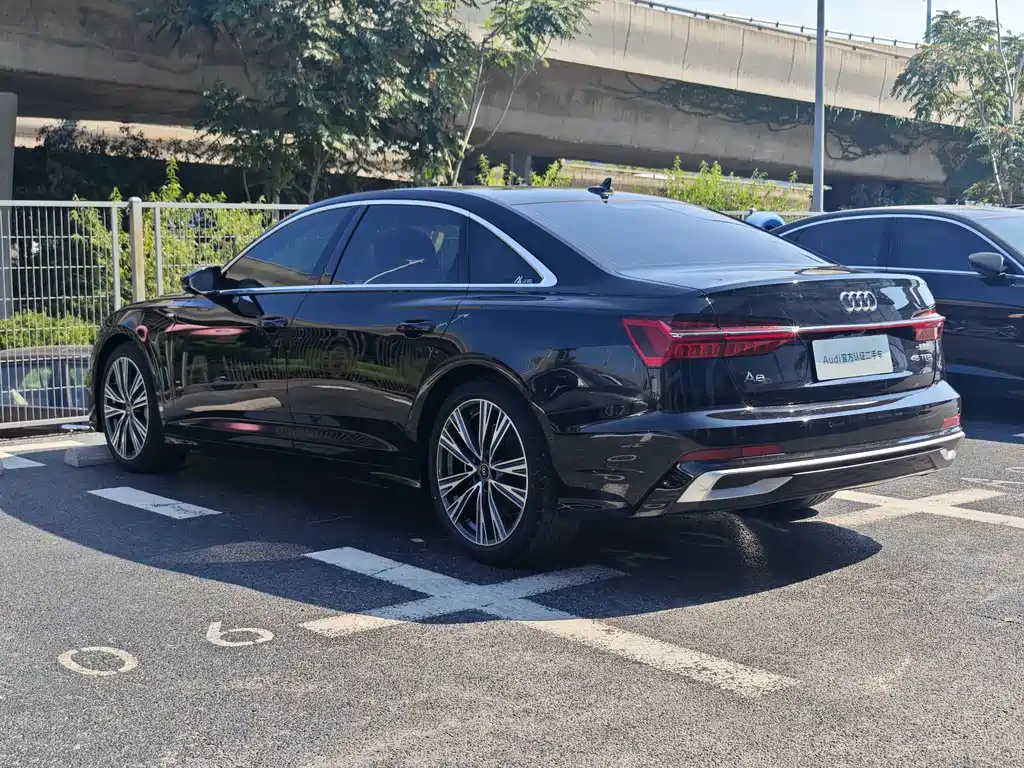 Audi A6L — миниатюра 9
