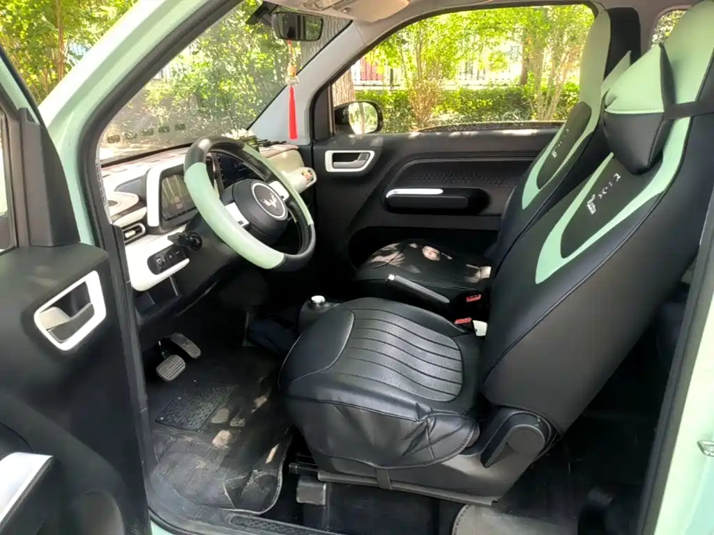 Wuling MINIEV — миниатюра 15