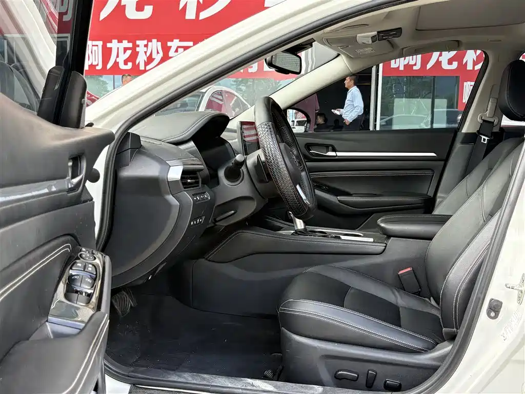 Nissan Teana — миниатюра 6