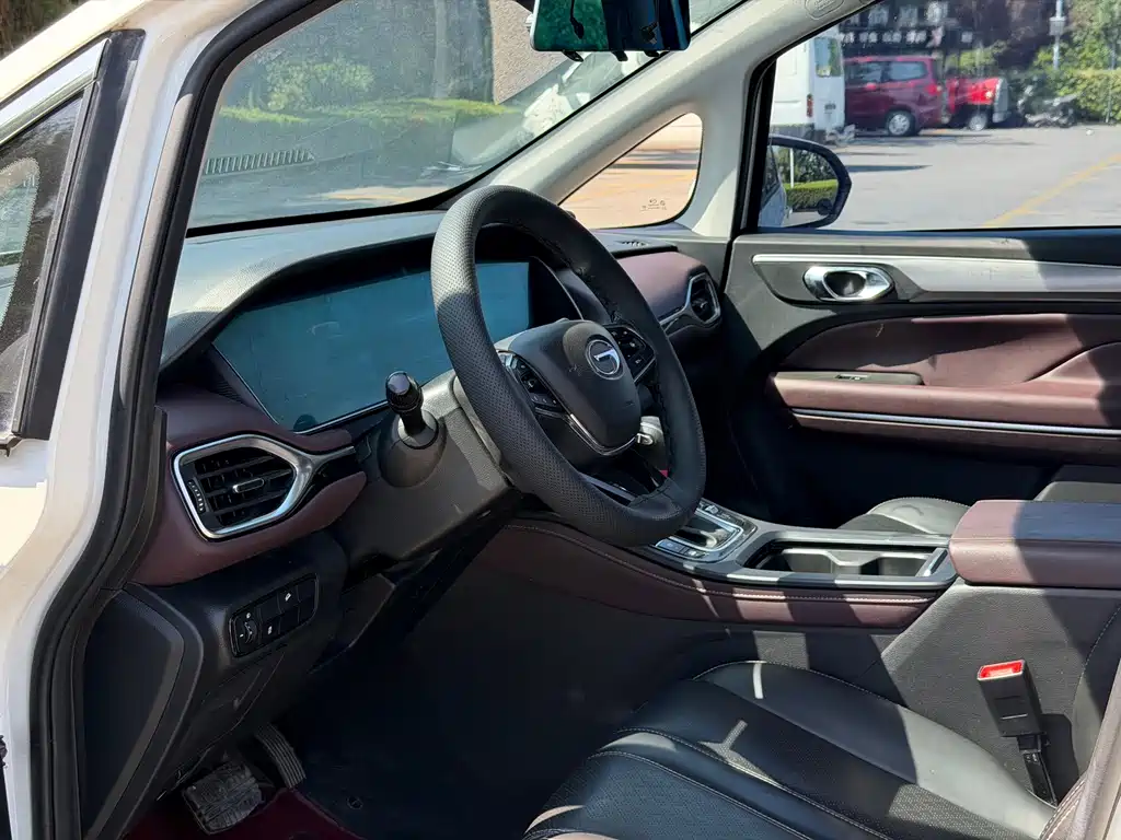 GAC Motor Trumpchi M6 — миниатюра 13