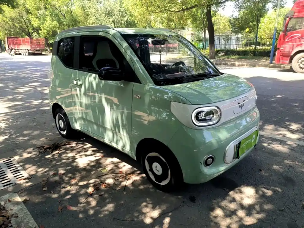 Wuling MINIEV — миниатюра 4