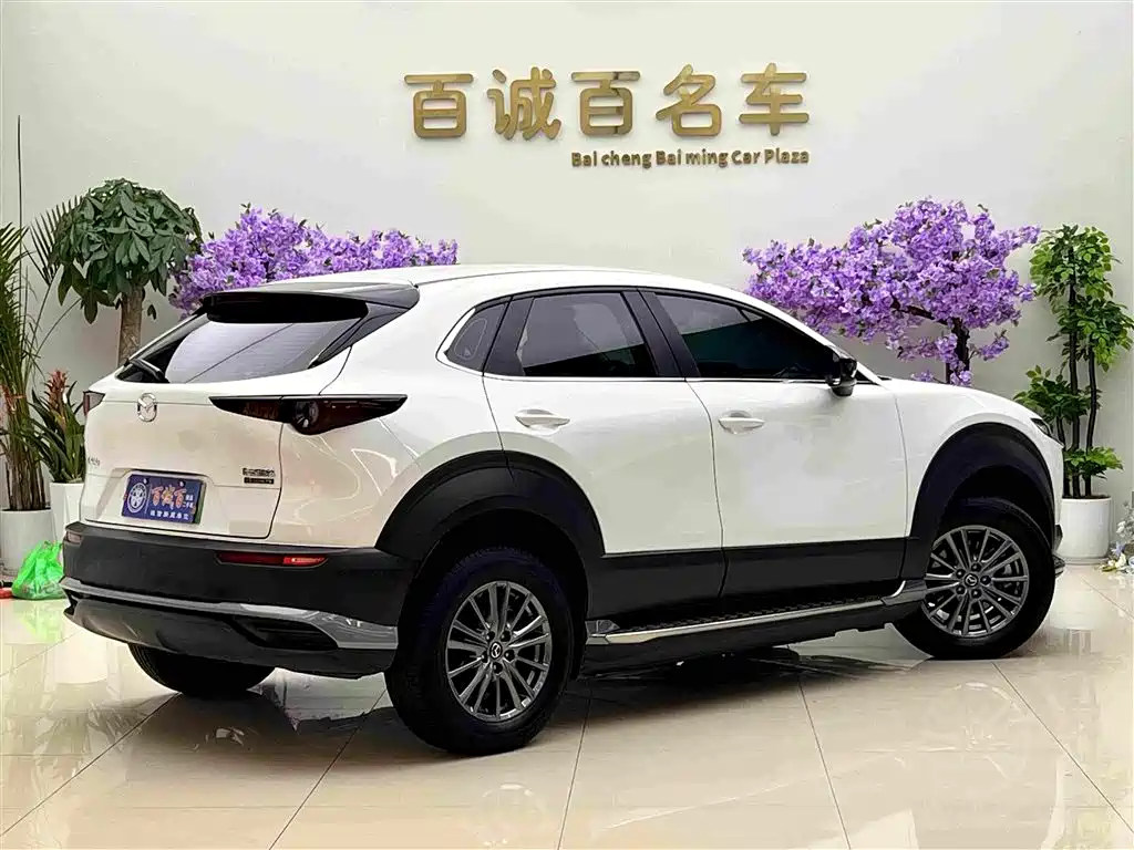 Mazda CX-30 EV — миниатюра 5