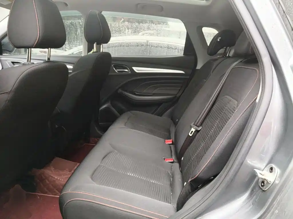 Roewe RX3 — миниатюра 17