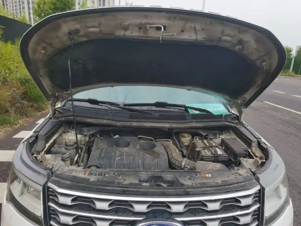 Ford Explorer (Import) — миниатюра 11