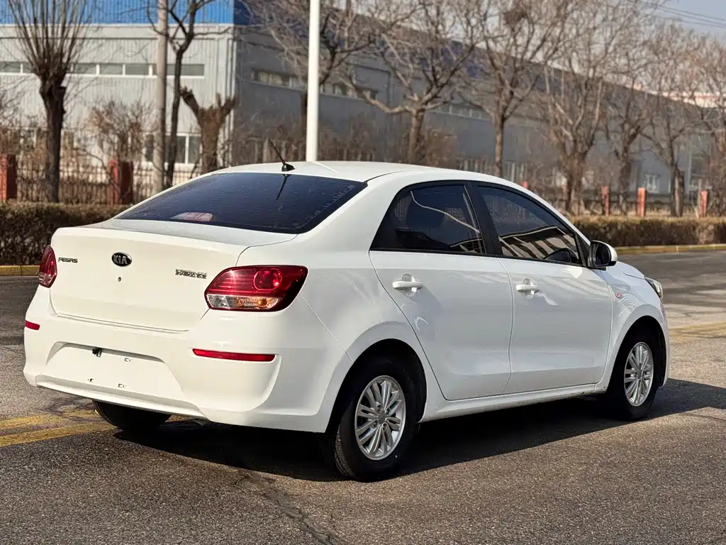 Kia Huanchi — миниатюра 34