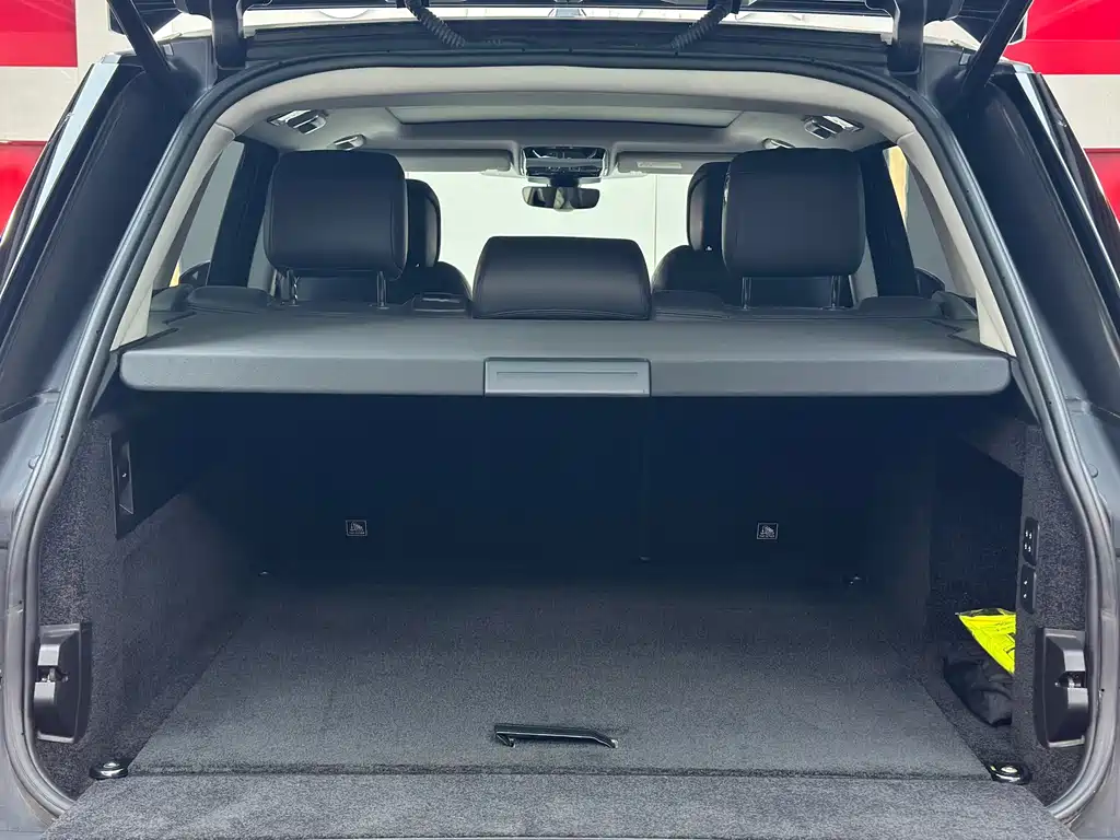 Land Rover Range Rover — миниатюра 22