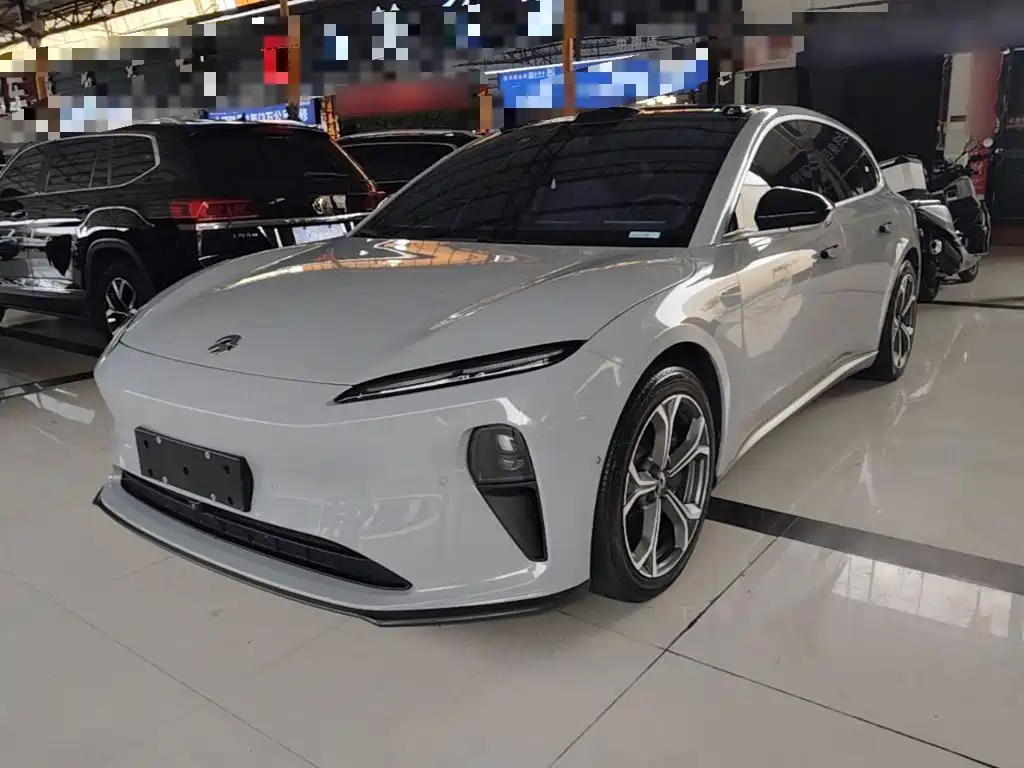 NIO ET5T