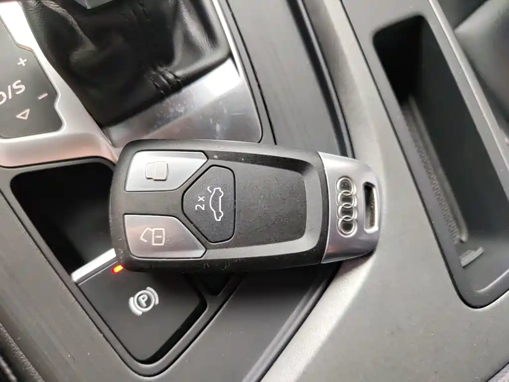 Audi A4L — миниатюра 9