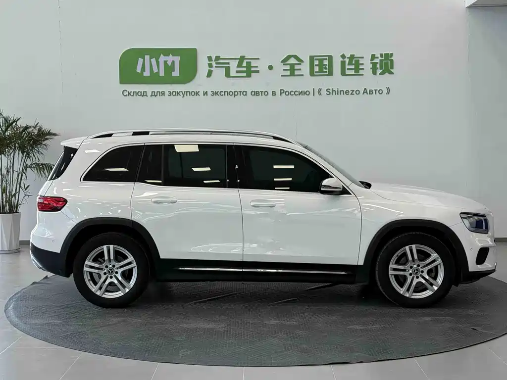 Mercedes-Benz GLB — миниатюра 7