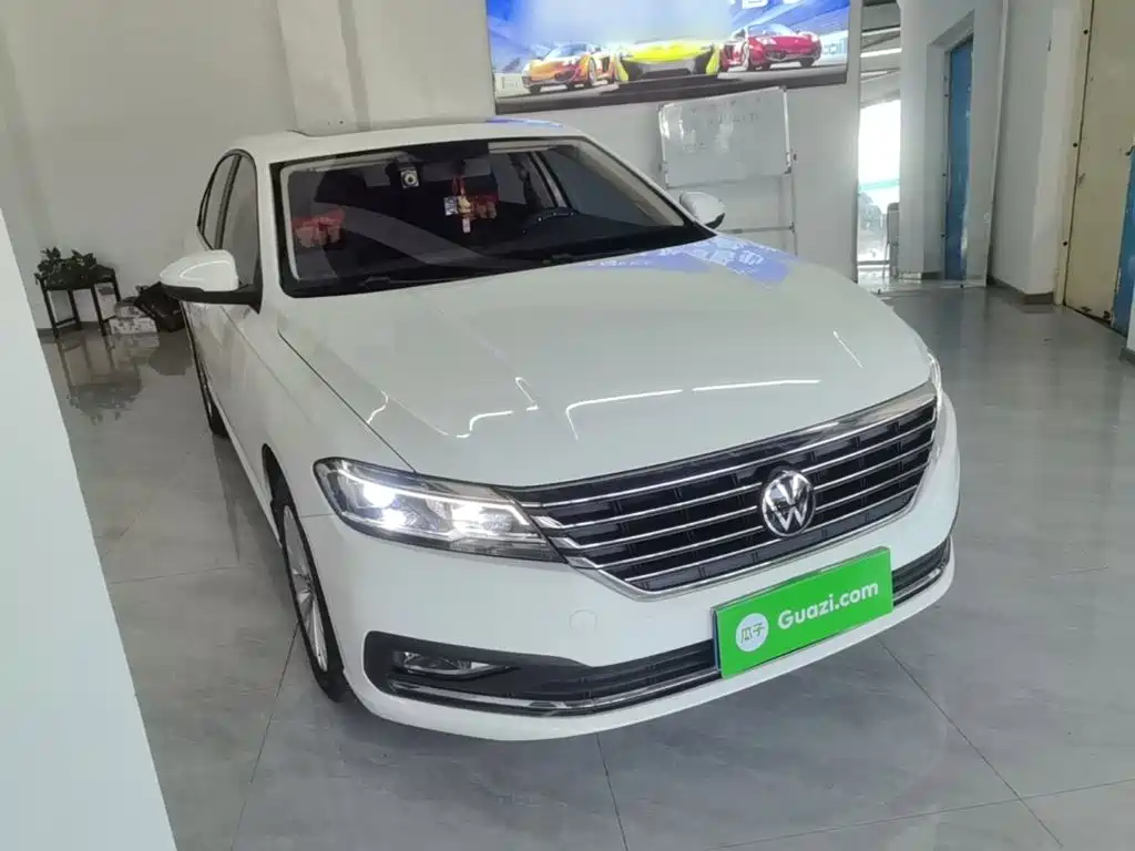 Volkswagen Lavida — миниатюра 4
