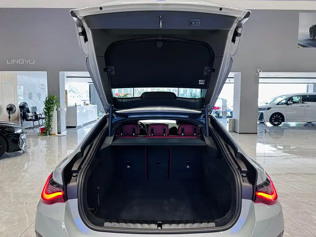 BMW 4 Series — миниатюра 20