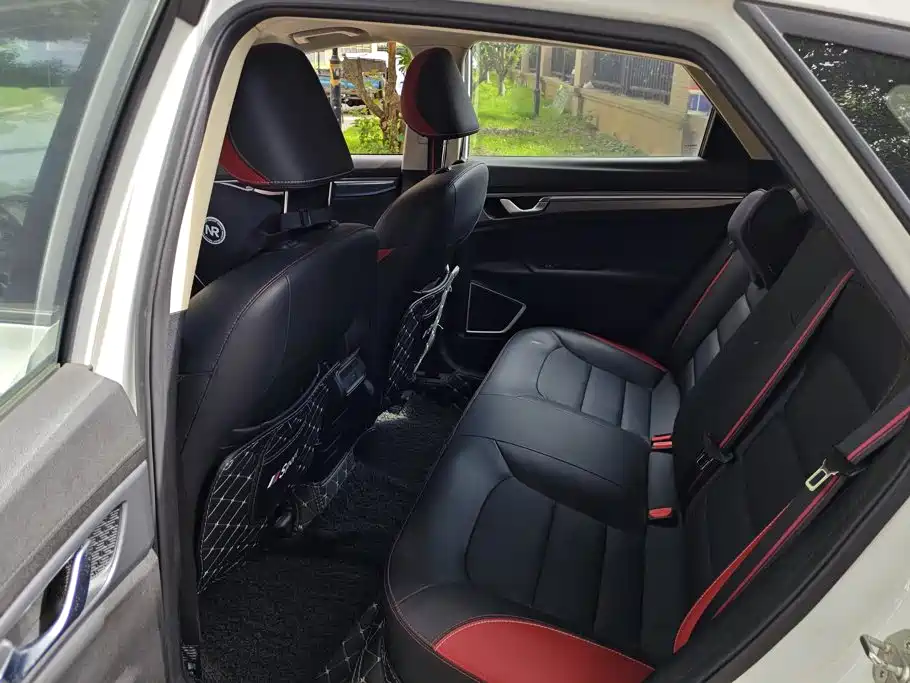 Geely Emgrand GS — миниатюра 11