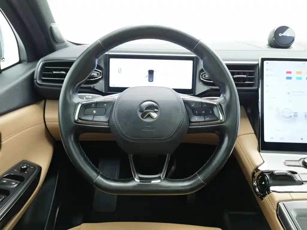 NIO ES6 — миниатюра 11