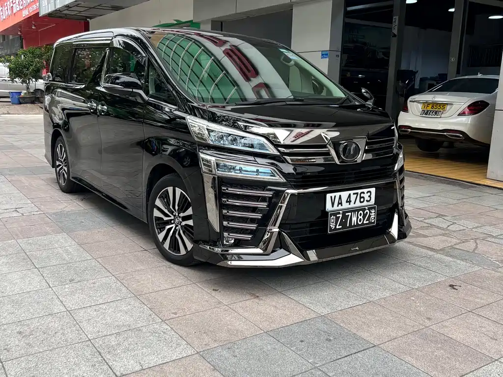 Toyota Vellfire 2019