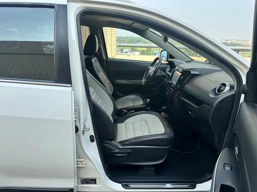 Great Wall Great Wall M4 — миниатюра 14
