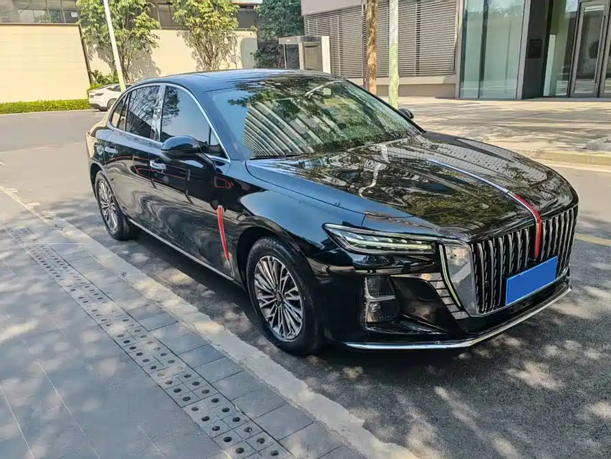 Hongqi Hongqi H5 — миниатюра 3